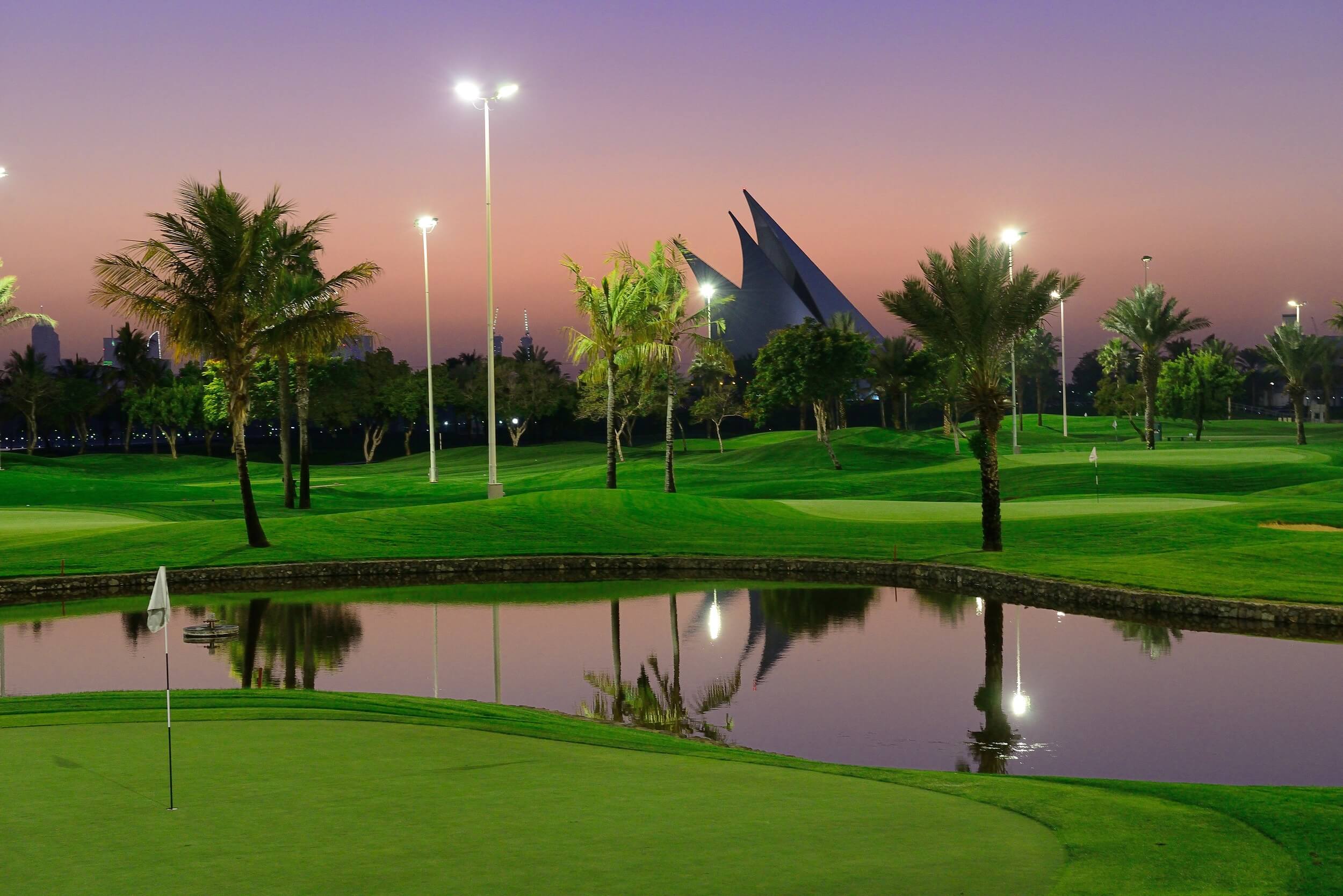 Dubaicreek Par3 Floodlit