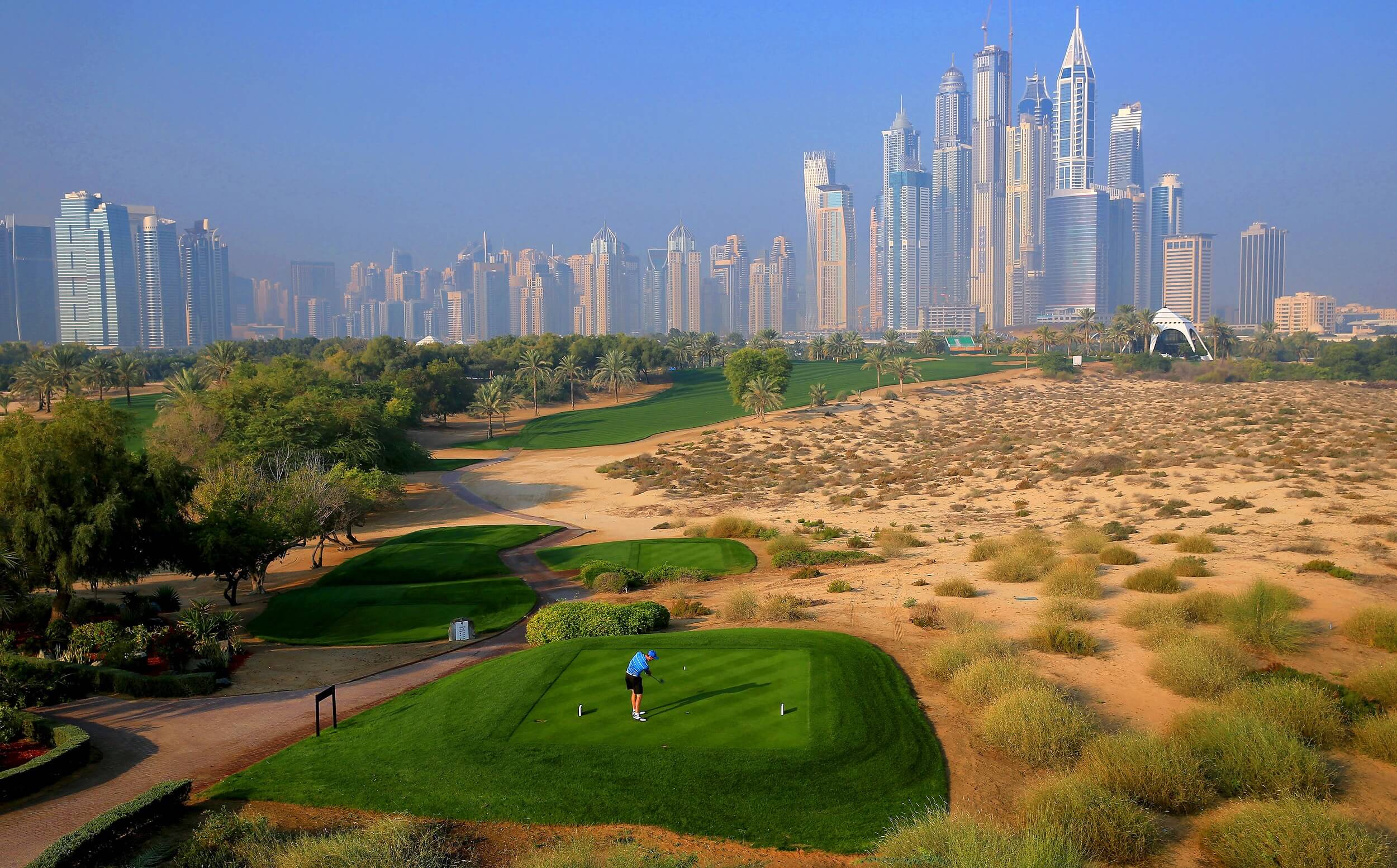 Emirates Golf Club Majlis 8Th